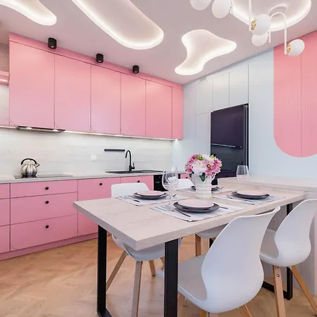 Apartment Spacious For 4 People By Renters Prestige *
